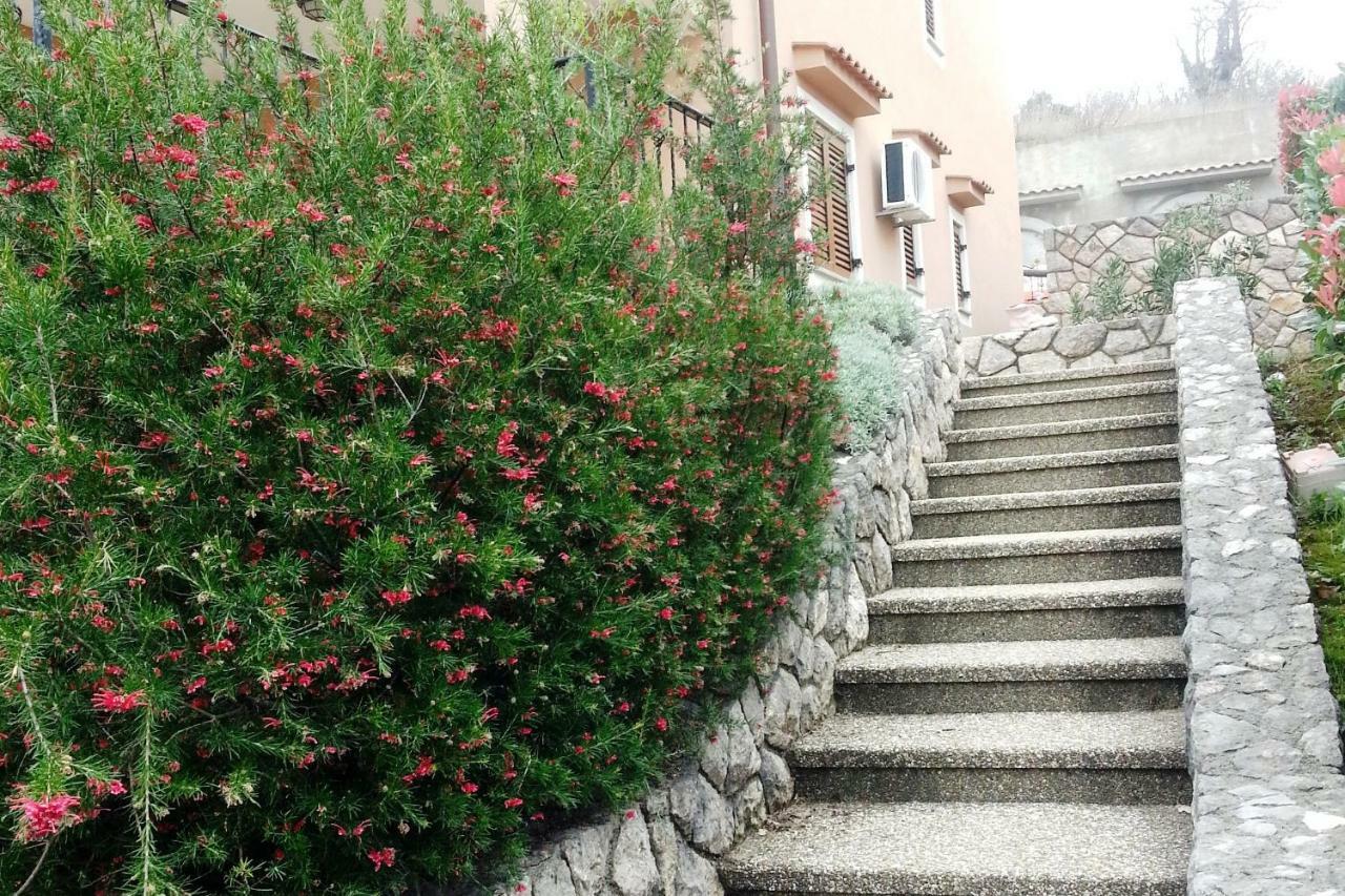 Guarda Alla Vita نجيفيش المظهر الخارجي الصورة